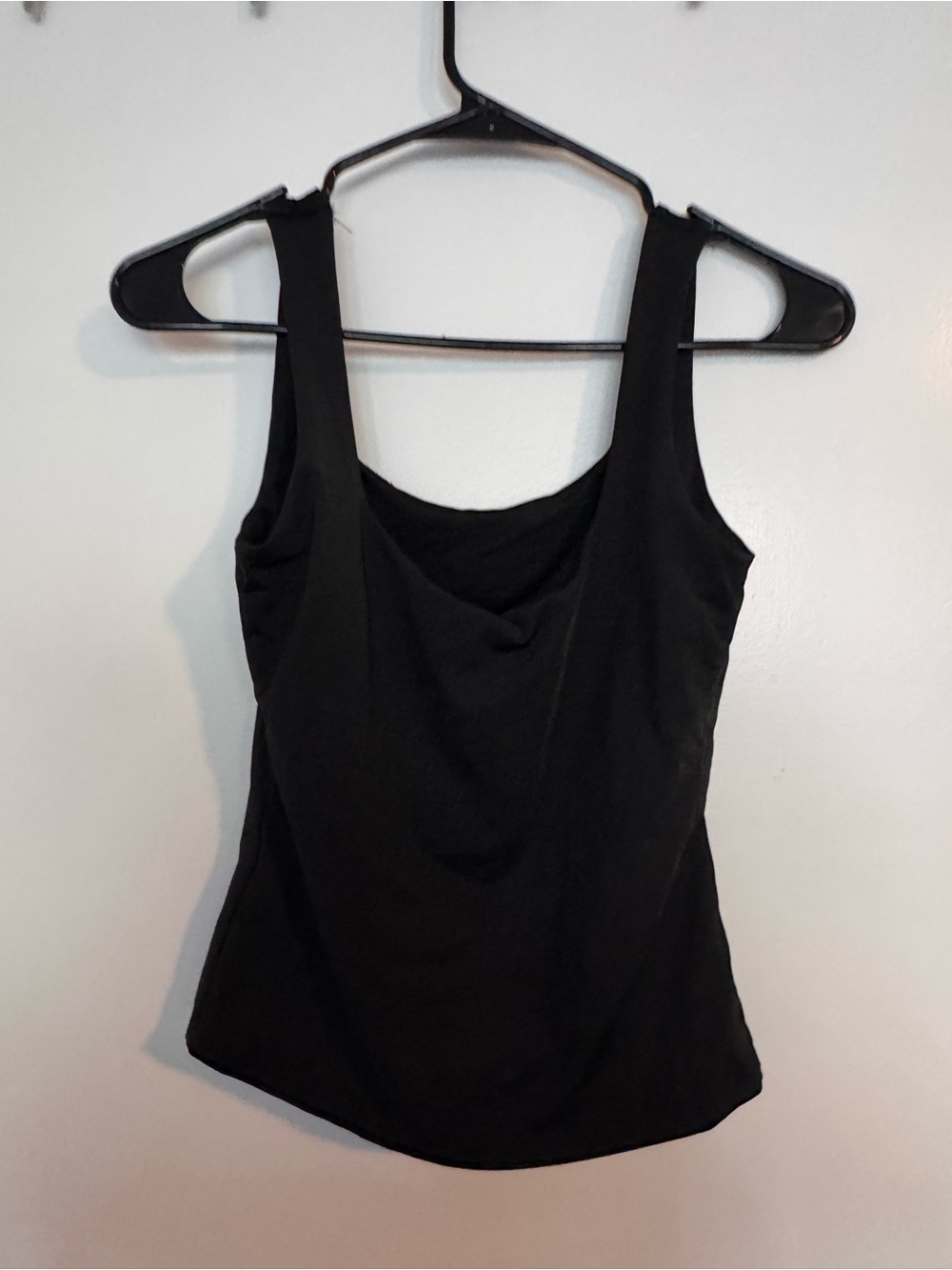 SHEIN Black Scoop Neck Tank Top
